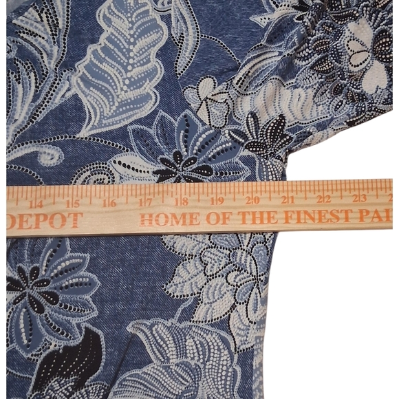 EUC PerSeption Concept Sz. XL Blue/White Bell Shaped Half Sleeve Blouse - Picture 6 of 11